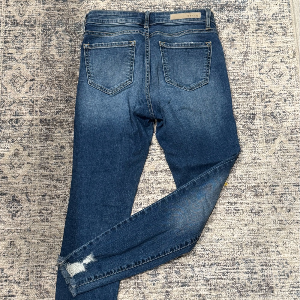 Cello Women’s Blue High-Rise Distressed Jeans - Picture 7 of 7